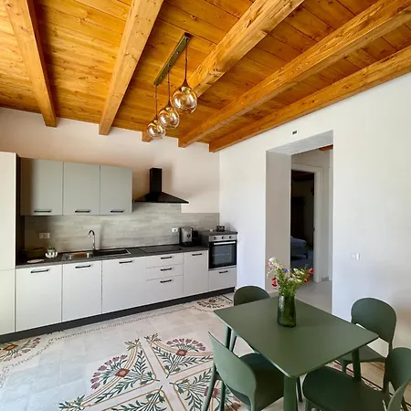 Asmara 10 Feriehus *