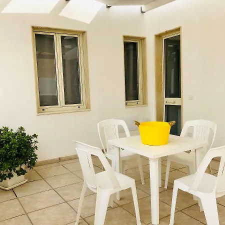 Asmara 10 Tatil Evi Trapani